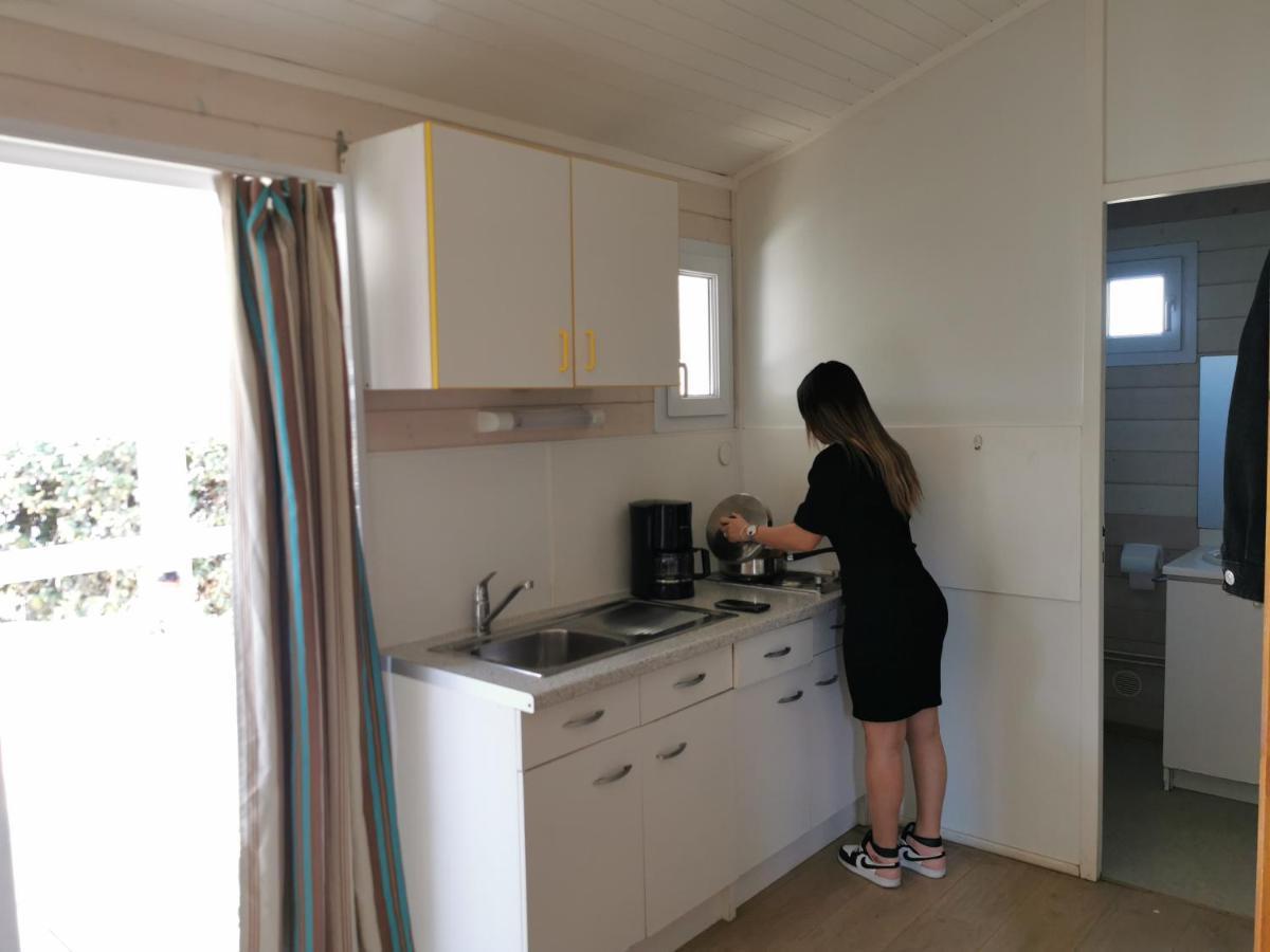 Camping Hameau Des Cannisses Gruissan Exteriör bild