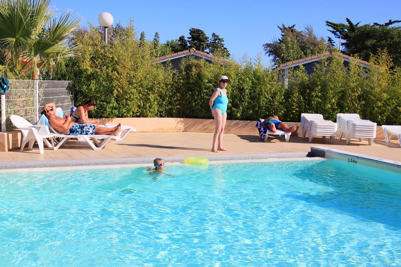 Camping Hameau Des Cannisses Gruissan Exteriör bild