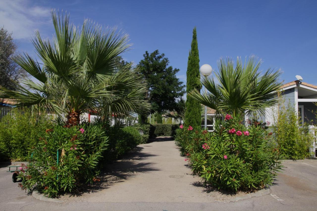 Camping Hameau Des Cannisses Gruissan Exteriör bild